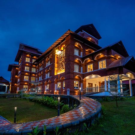 Kumbanad Heritage Hotel Vennikulam المظهر الخارجي الصورة