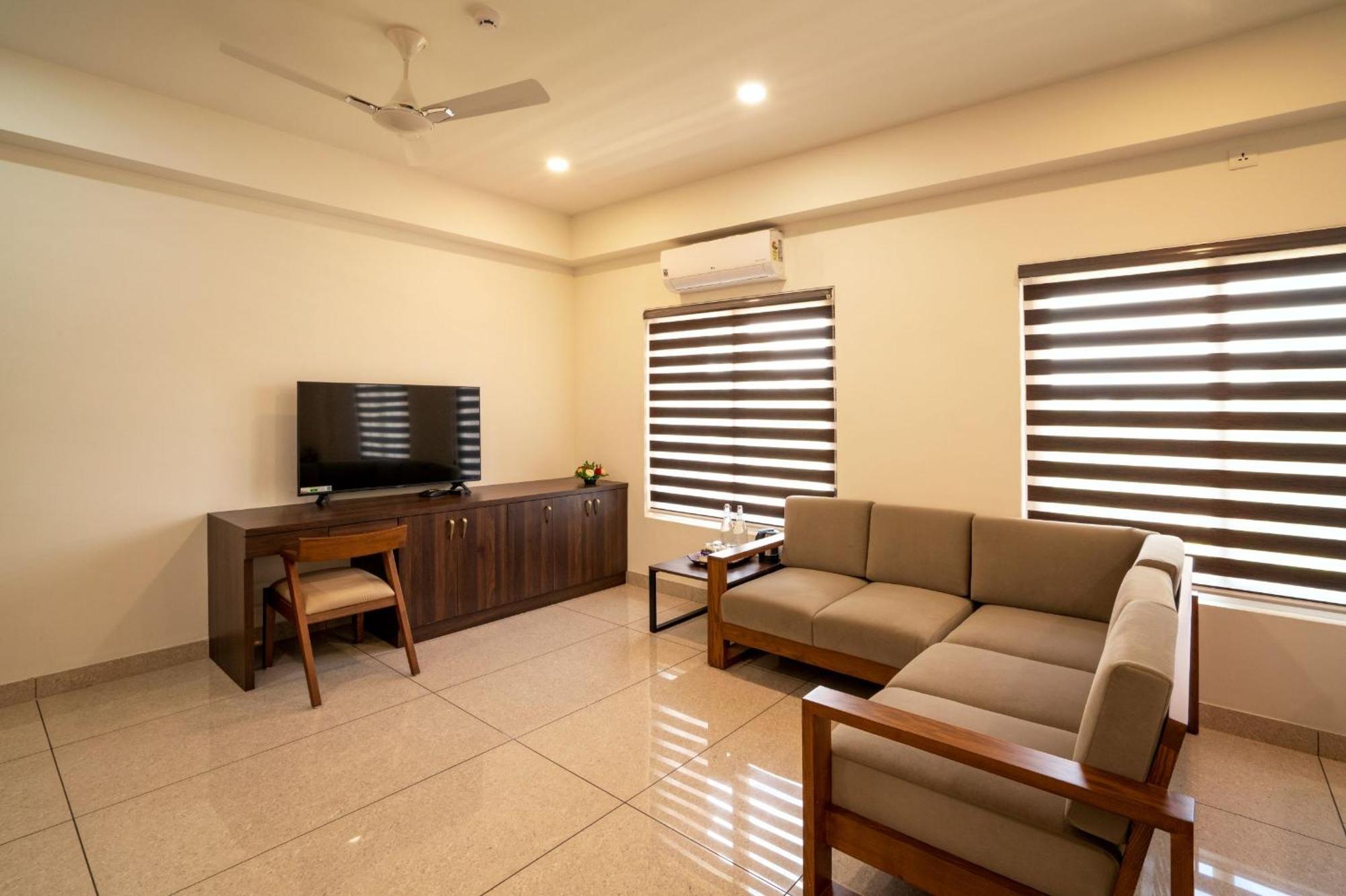 Kumbanad Heritage Hotel Vennikulam المظهر الخارجي الصورة