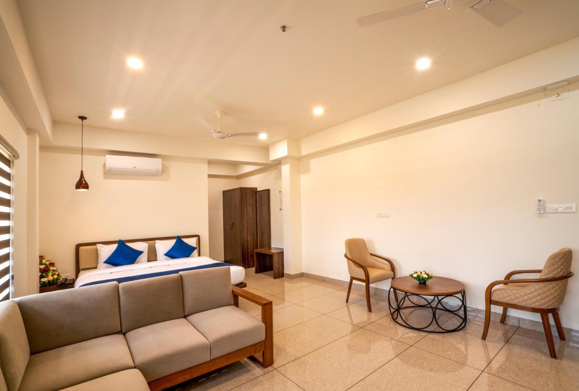 Kumbanad Heritage Hotel Vennikulam المظهر الخارجي الصورة