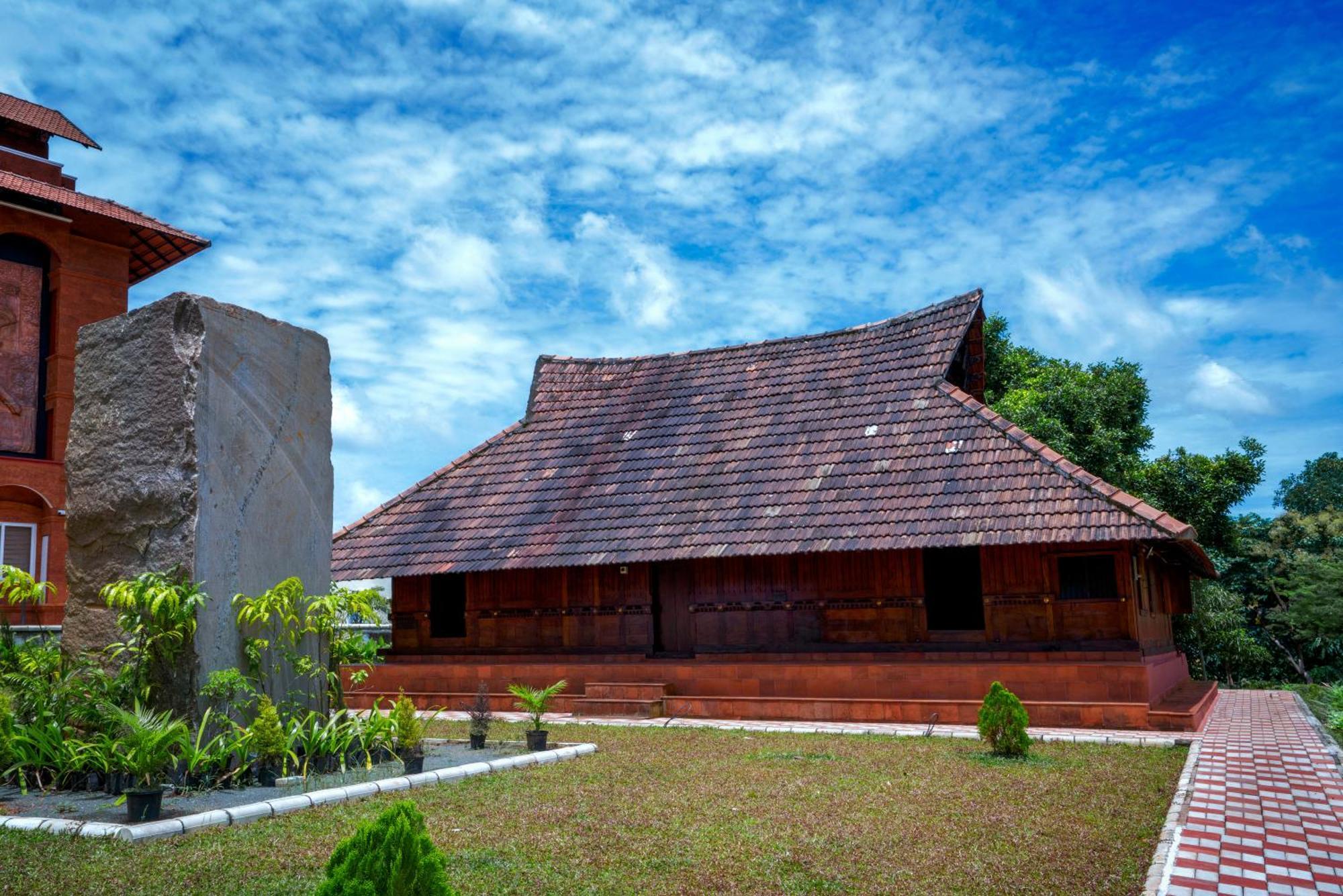 Kumbanad Heritage Hotel Vennikulam المظهر الخارجي الصورة